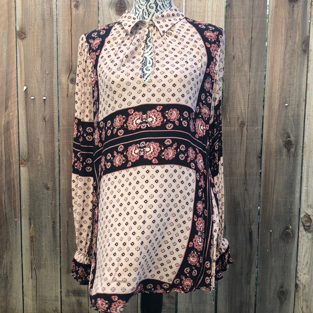 Free People Boho Floral Cream Colored Tunic - Picture 5 of 9